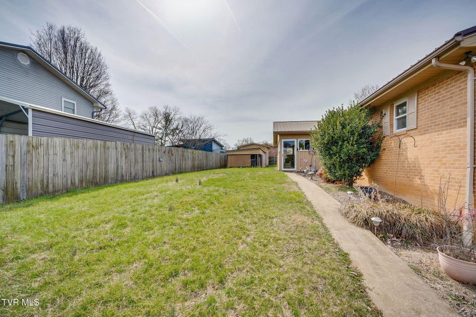 Photo #36: 1301 Kenney Street