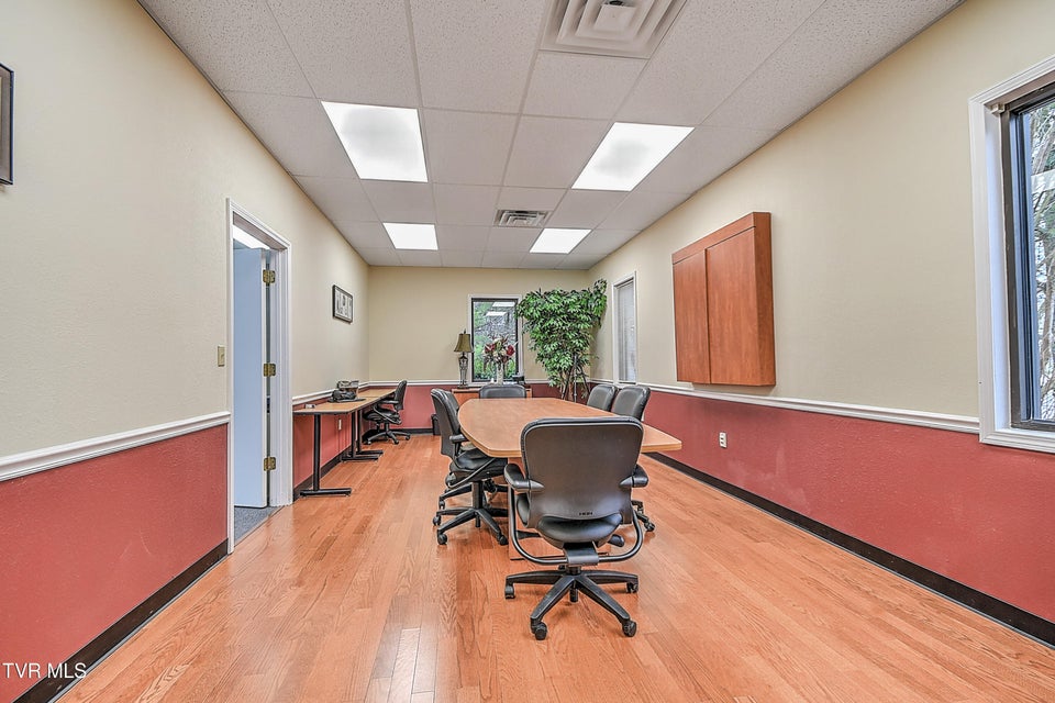 Photo #9: 10384 Wallace Alley Street