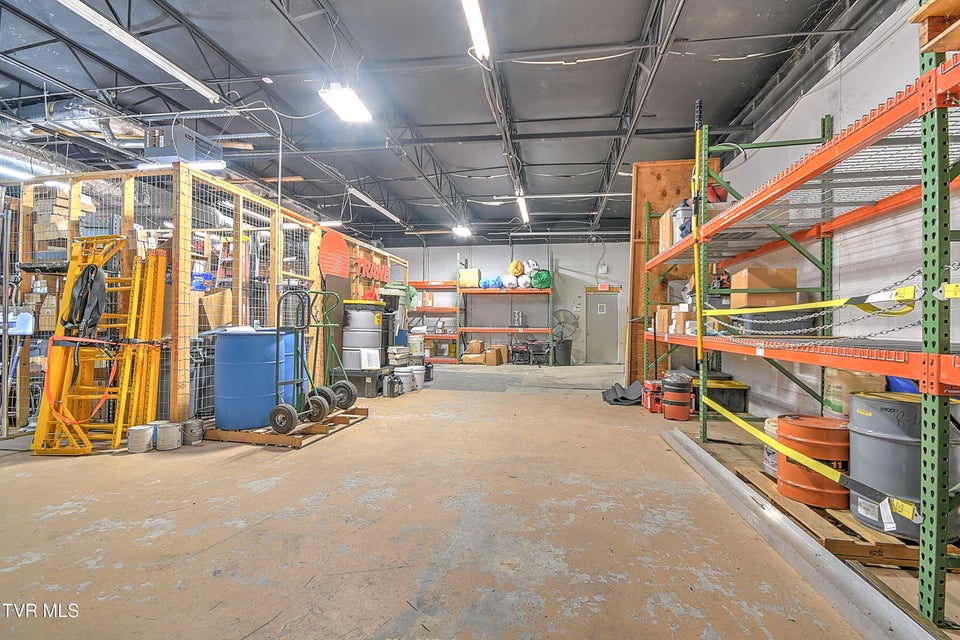 Photo #11: 10384 Wallace Alley Street