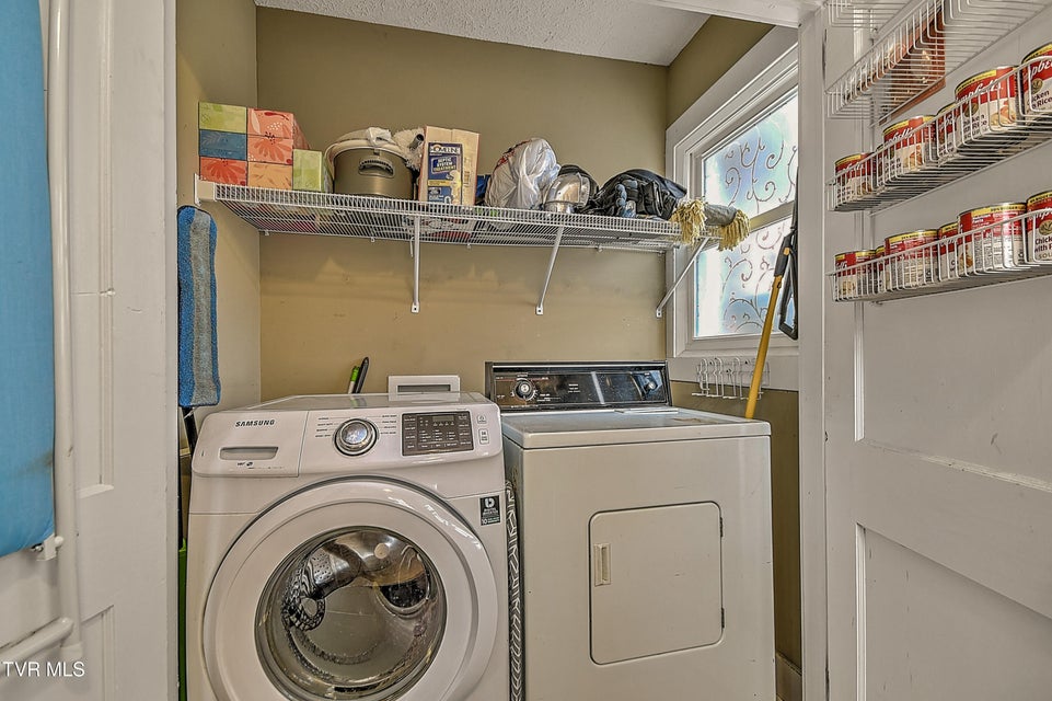 Photo #36: 1441 Highway 126 