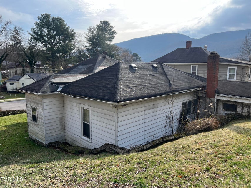 Photo #18: 231 11th Street