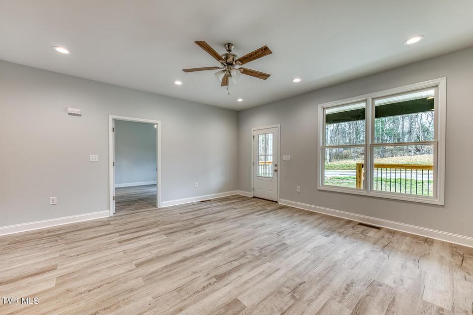 Photo #9: 1430 Cedar Street