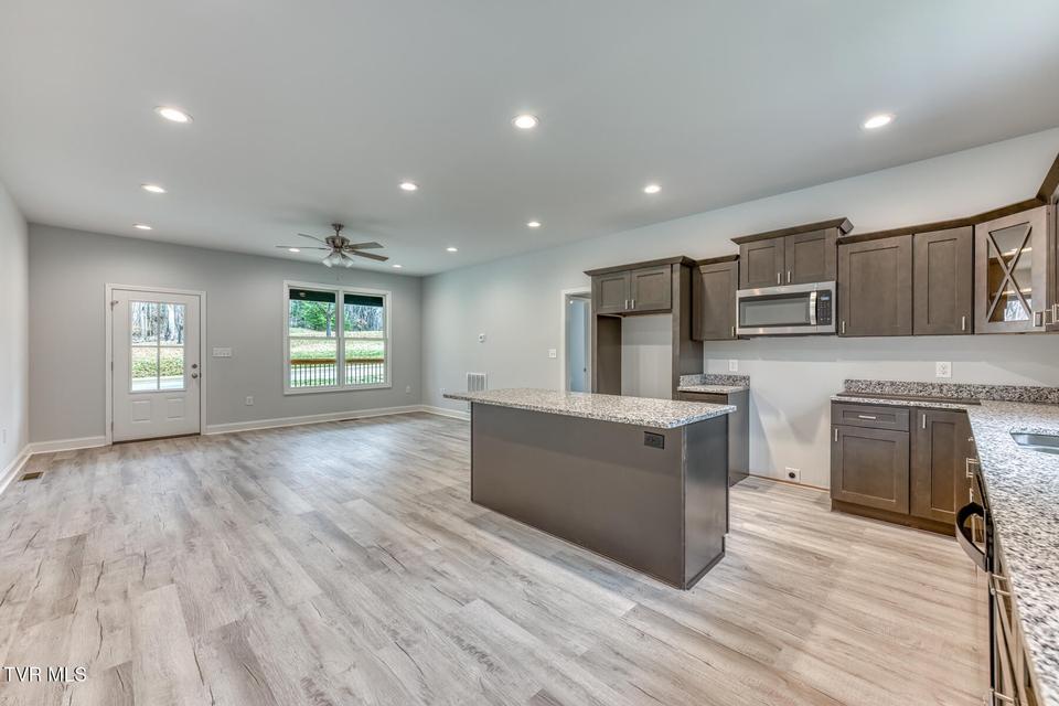 Photo #10: 1430 Cedar Street