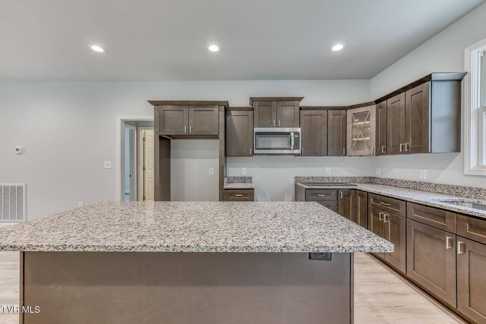 Photo #12: 1430 Cedar Street