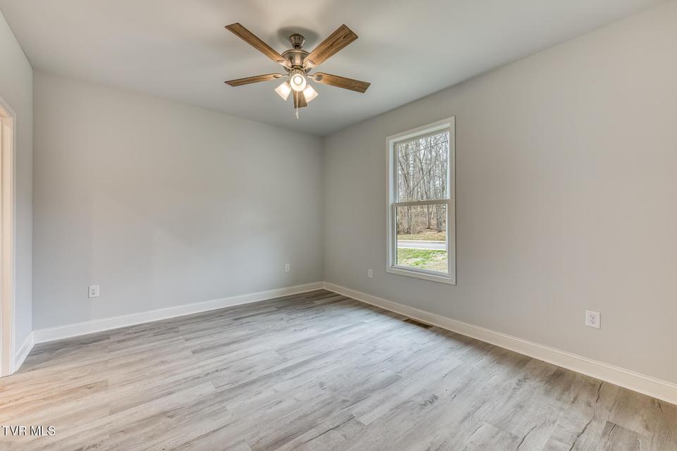 Photo #15: 1430 Cedar Street