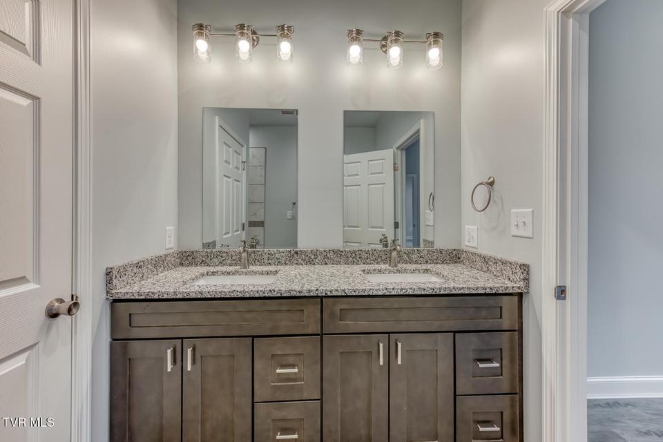 Photo #19: 1430 Cedar Street