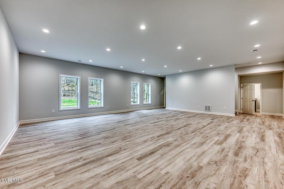 Photo #27: 1430 Cedar Street