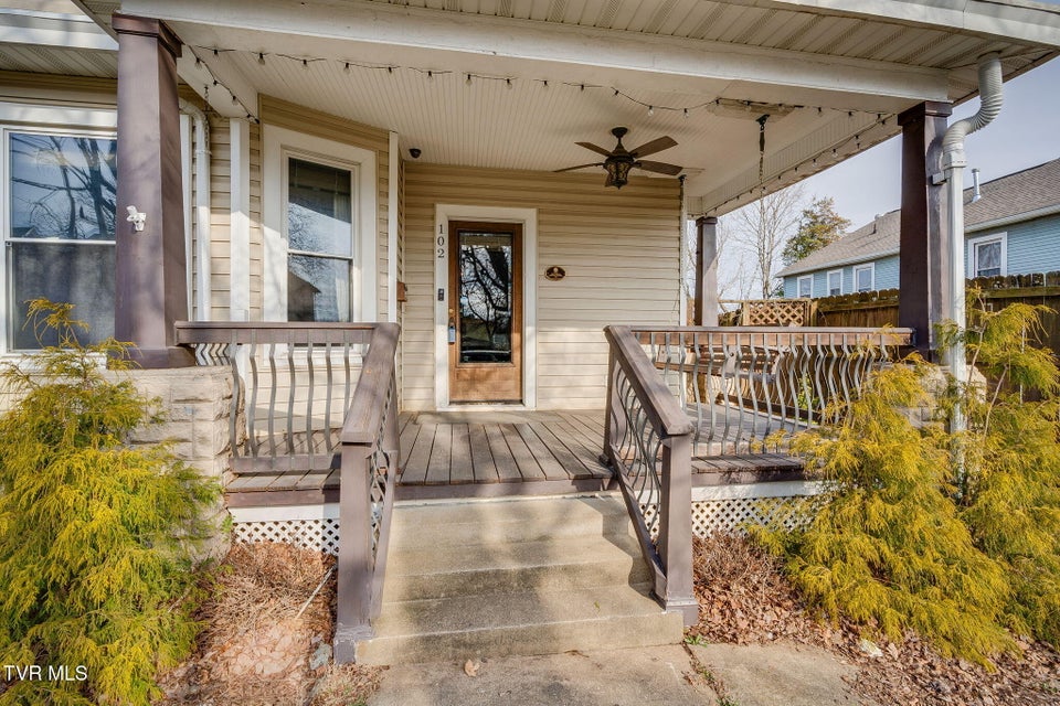 Photo #3: 102 Maple Street