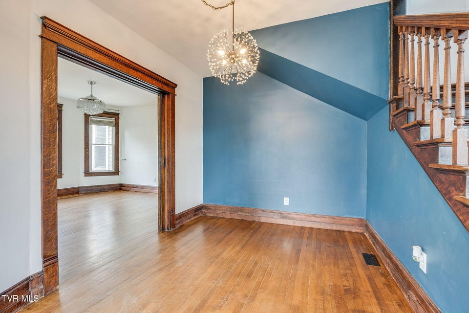 Photo #8: 102 Maple Street