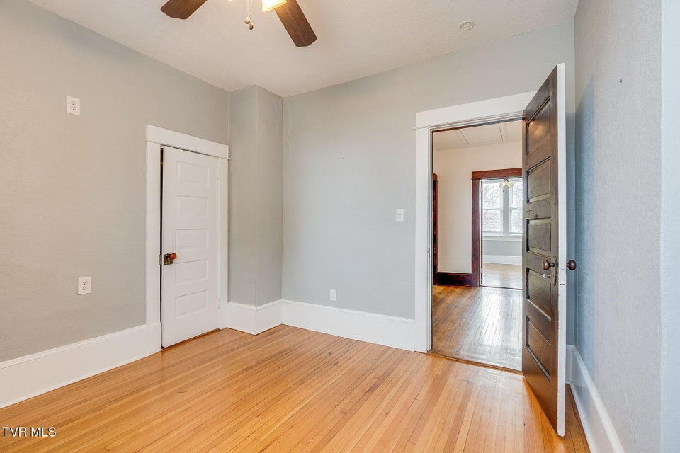 Photo #23: 102 Maple Street