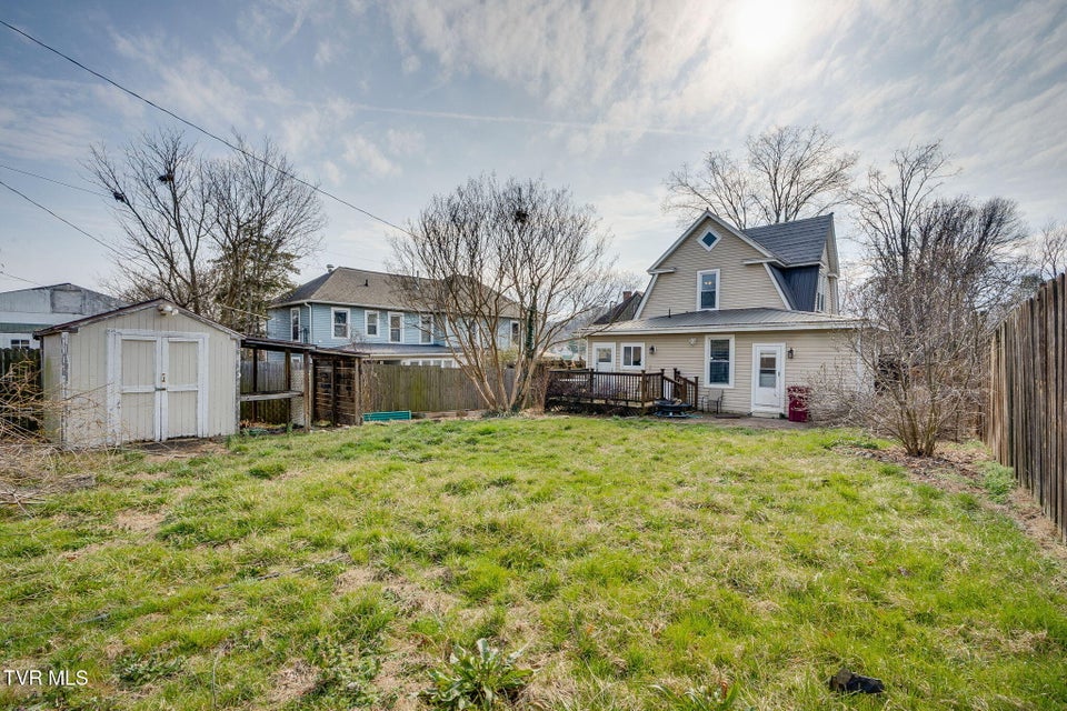 Photo #39: 102 Maple Street