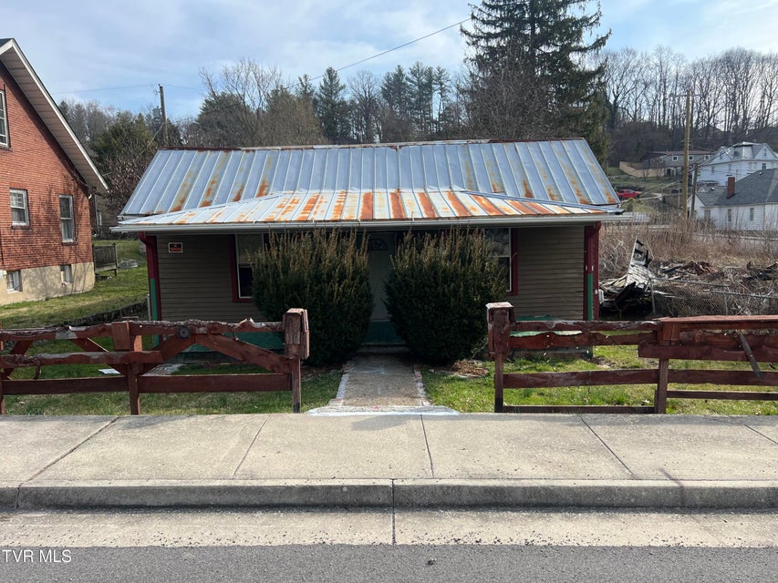 Photo #2: 204 10th Street