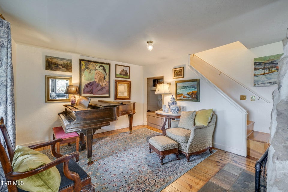 Photo #10: 341 Locust Gap Road