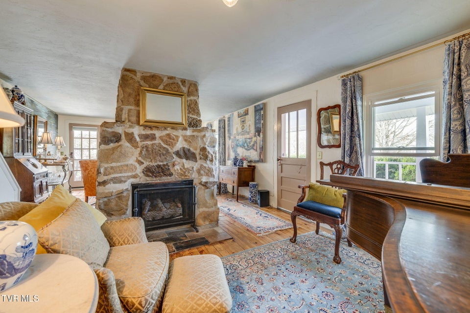 Photo #4: 341 Locust Gap Road