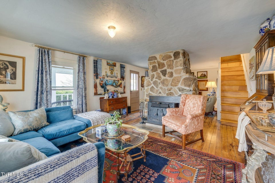 Photo #12: 341 Locust Gap Road