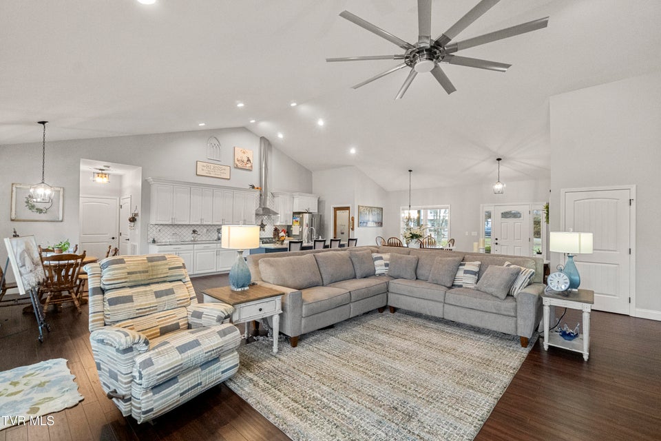 Photo #7: 2905 Sunnyside Road