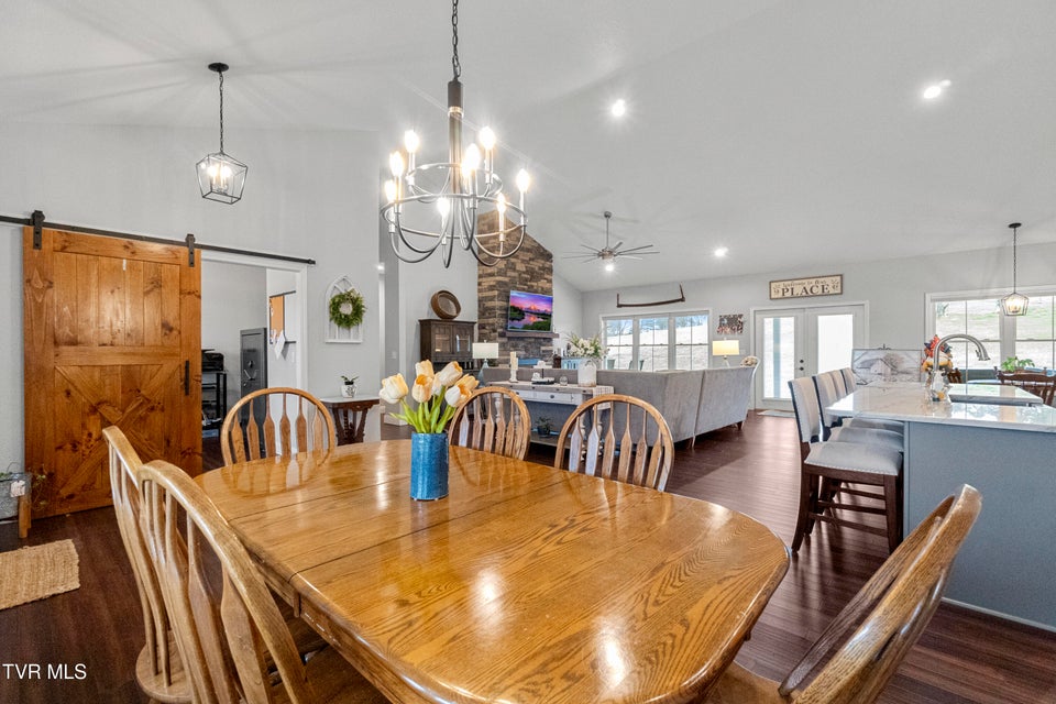 Photo #9: 2905 Sunnyside Road