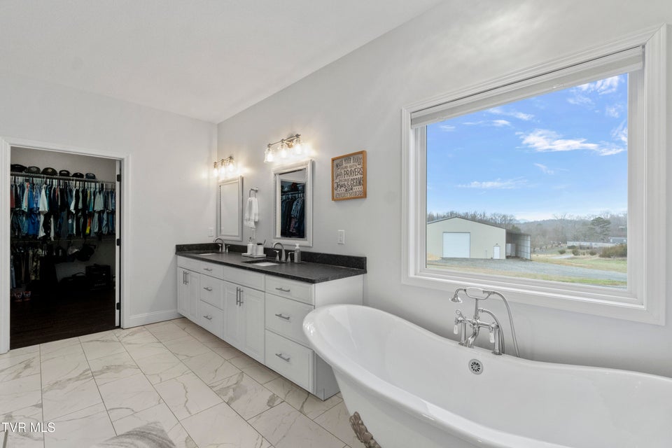 Photo #19: 2905 Sunnyside Road