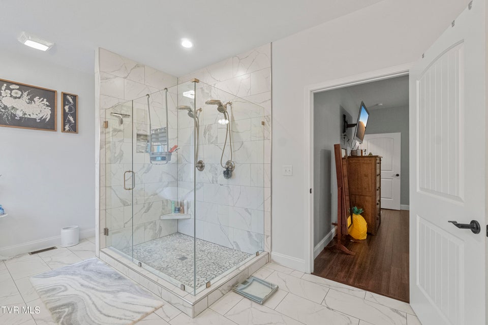 Photo #21: 2905 Sunnyside Road