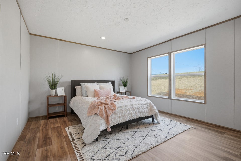 Photo #16: 1409 Ben Gamble Road