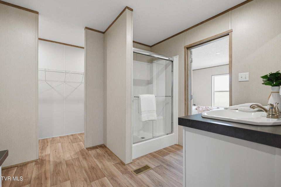 Photo #19: 1409 Ben Gamble Road