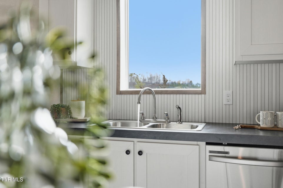 Photo #6: 1409 Ben Gamble Road