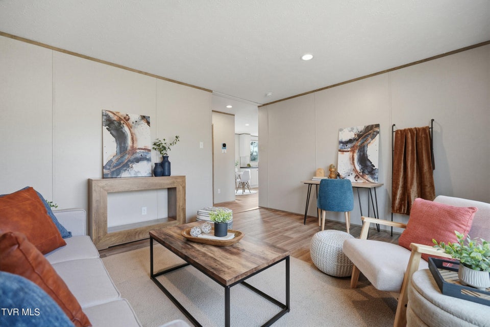 Photo #21: 1409 Ben Gamble Road