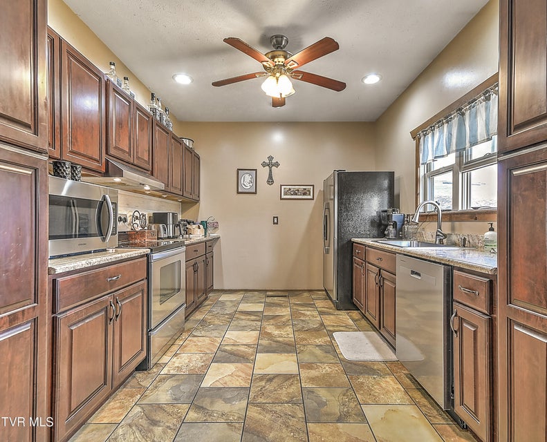 Photo #12: 17516 Donegal Drive