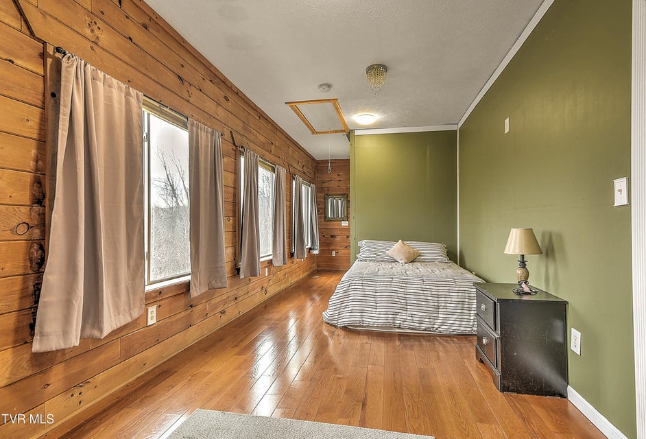 Photo #14: 17516 Donegal Drive