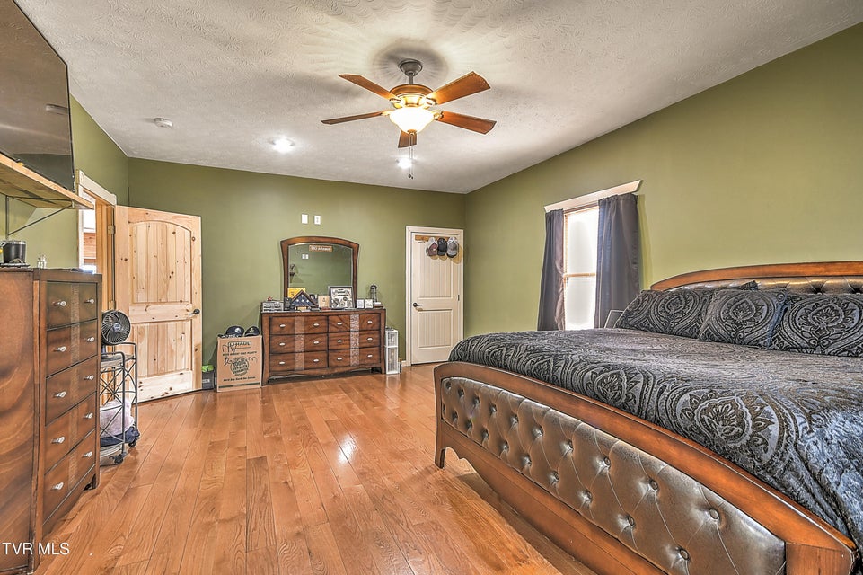 Photo #20: 17516 Donegal Drive