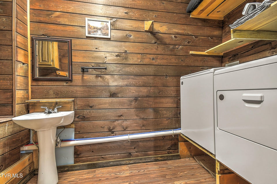 Photo #28: 17516 Donegal Drive