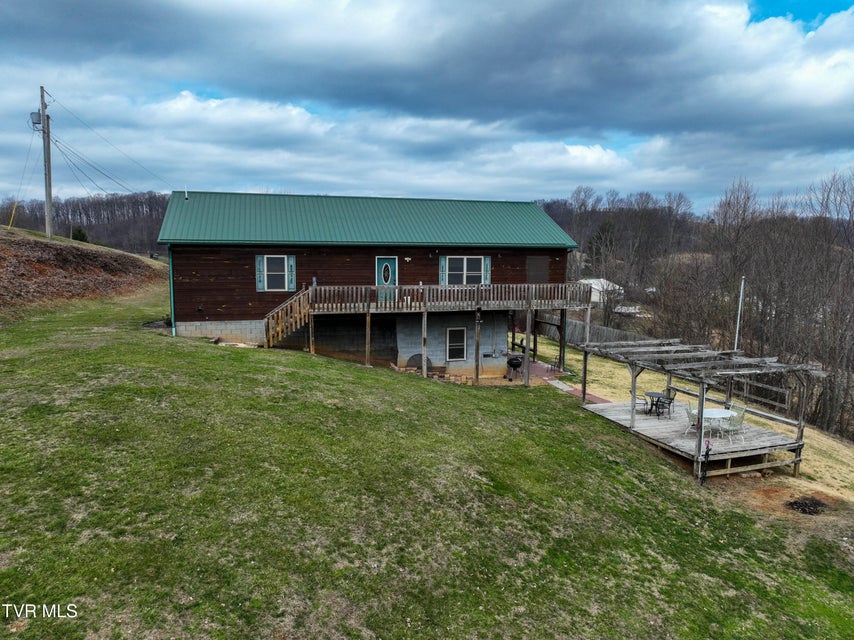 Photo #37: 17516 Donegal Drive