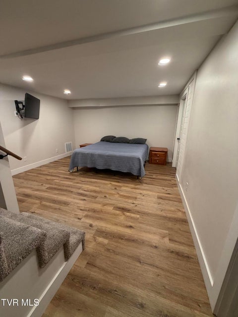 Photo #36: 114 Mayor Avenue