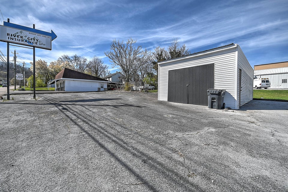 Photo #19: 1704 Shelby Street