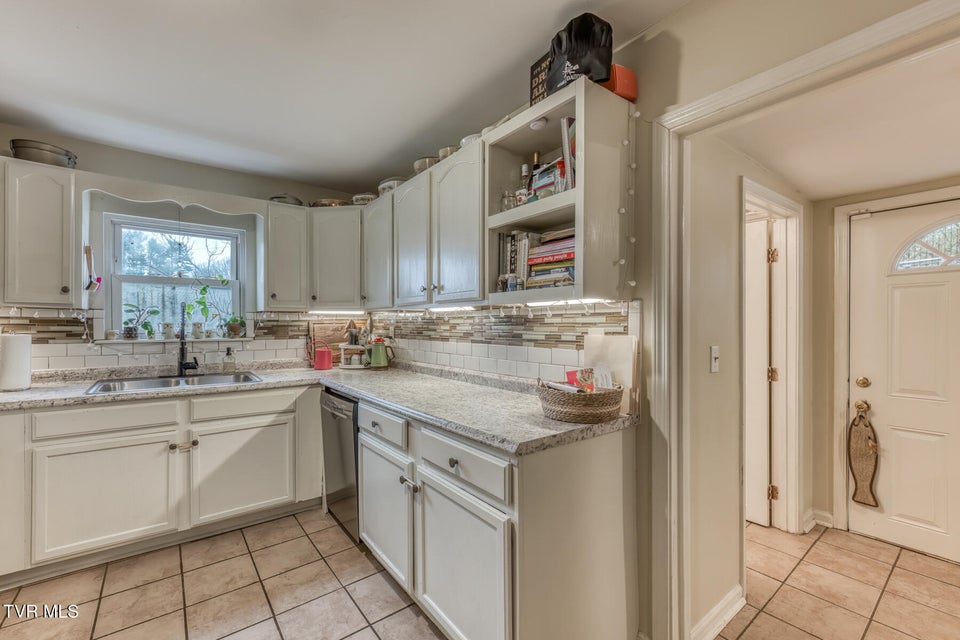 Photo #8: 380 Bristol Caverns Highway