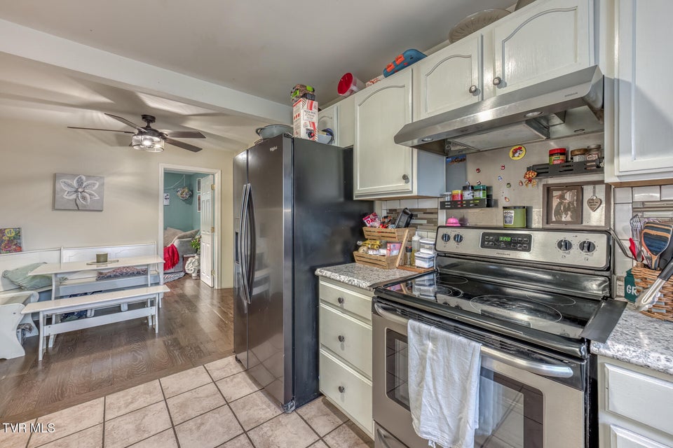 Photo #10: 380 Bristol Caverns Highway