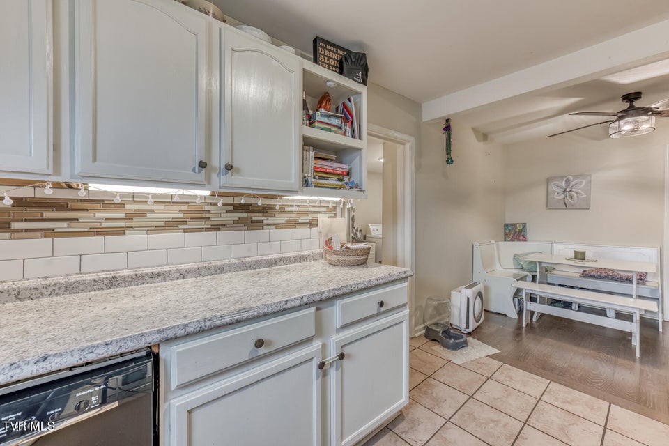 Photo #11: 380 Bristol Caverns Highway