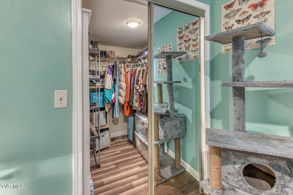 Photo #16: 380 Bristol Caverns Highway