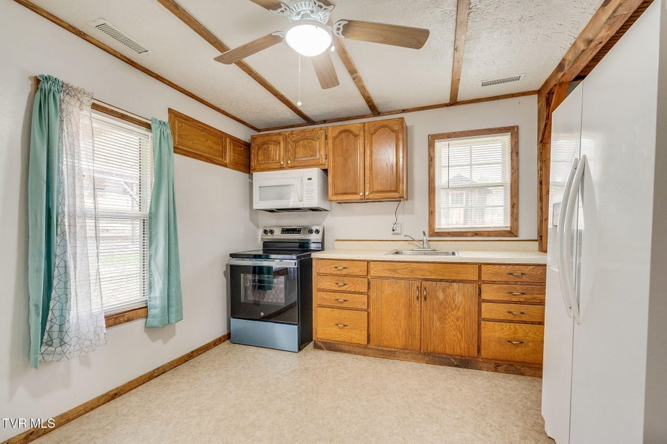 Photo #9: 121 Coleman Road