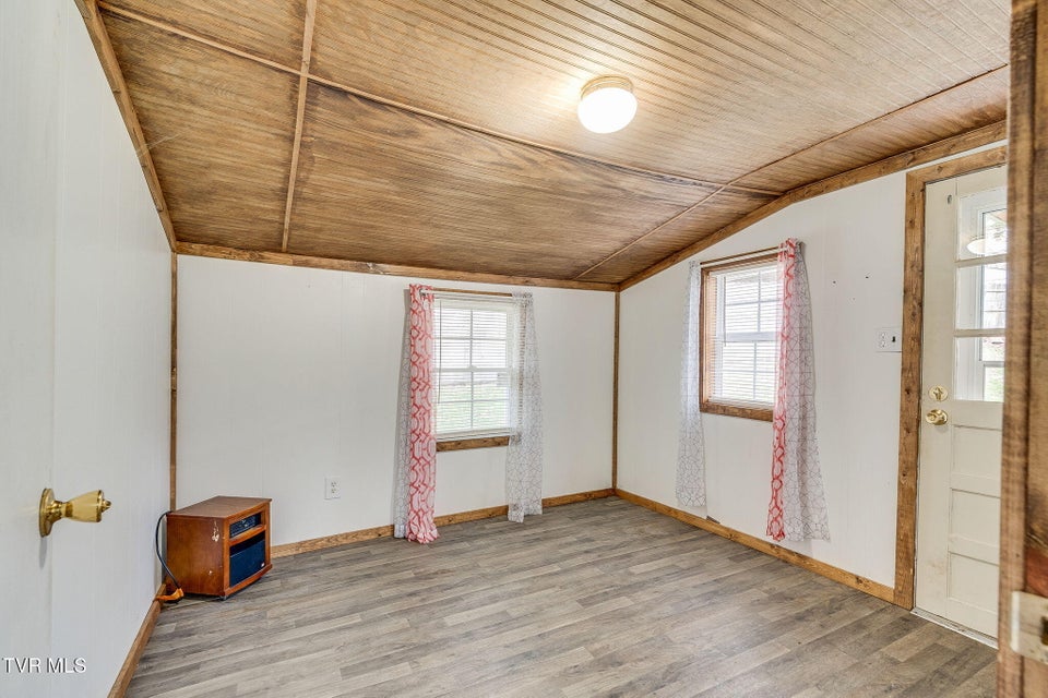 Photo #11: 121 Coleman Road