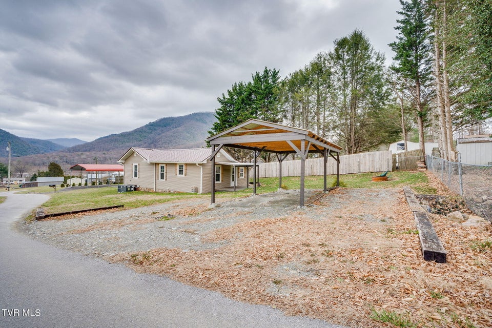 Photo #22: 121 Coleman Road