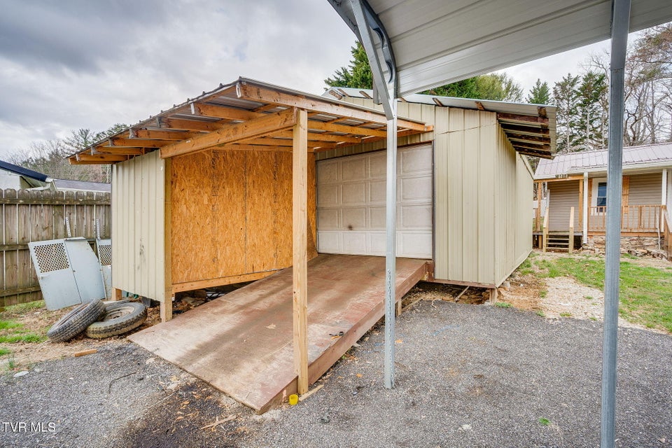 Photo #24: 121 Coleman Road