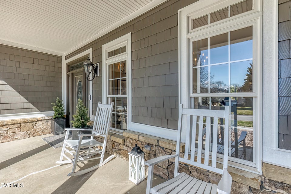 Photo #8: 2129 Highland Falls Court