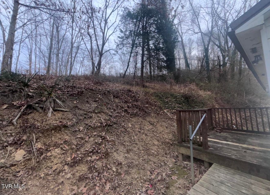 Photo #6: 200 Cedar Street