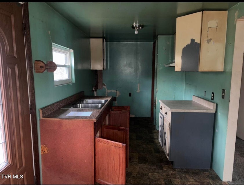 Photo #3: 200 Cedar Street