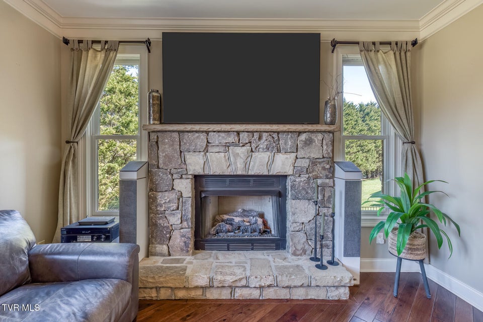 Photo #26: 2129 Highland Falls Court