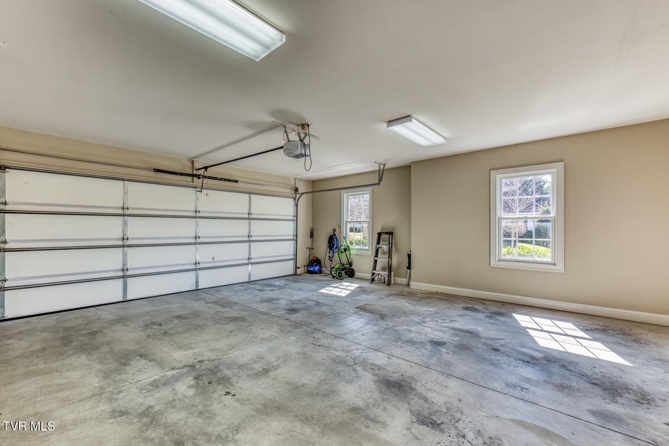 Photo #51: 2129 Highland Falls Court