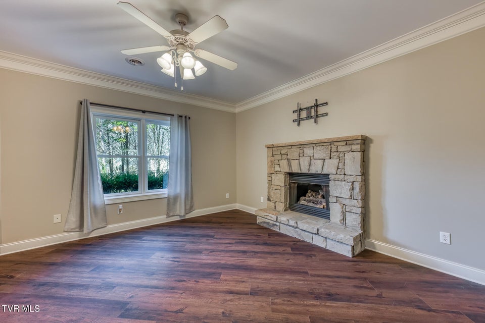 Photo #53: 2129 Highland Falls Court