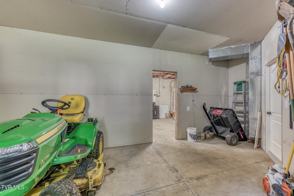 Photo #66: 2129 Highland Falls Court