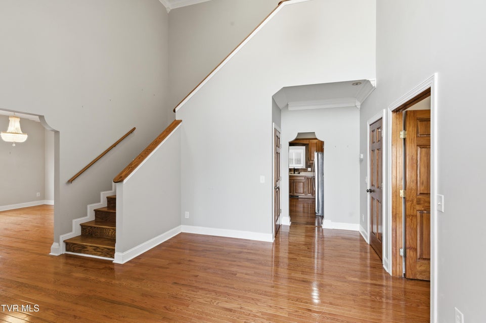 Photo #8: 117 Canterbury Place